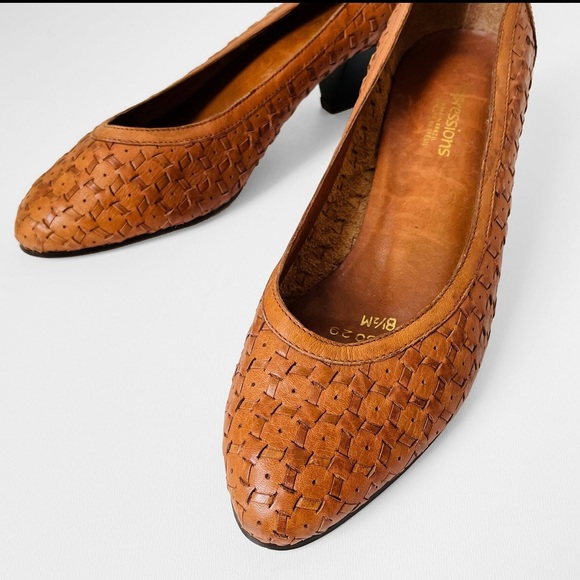 Woven leather low heels - Picture 3 of 6